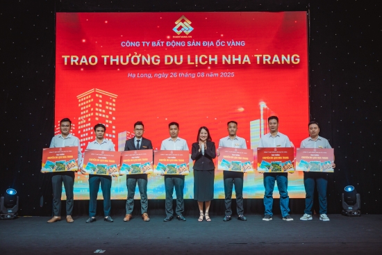CÔNG TY BẤT ĐỘNG SẢN ĐỊA ỐC VÀNG - TRAO THƯỞNG DU LỊCH NHA TRANG